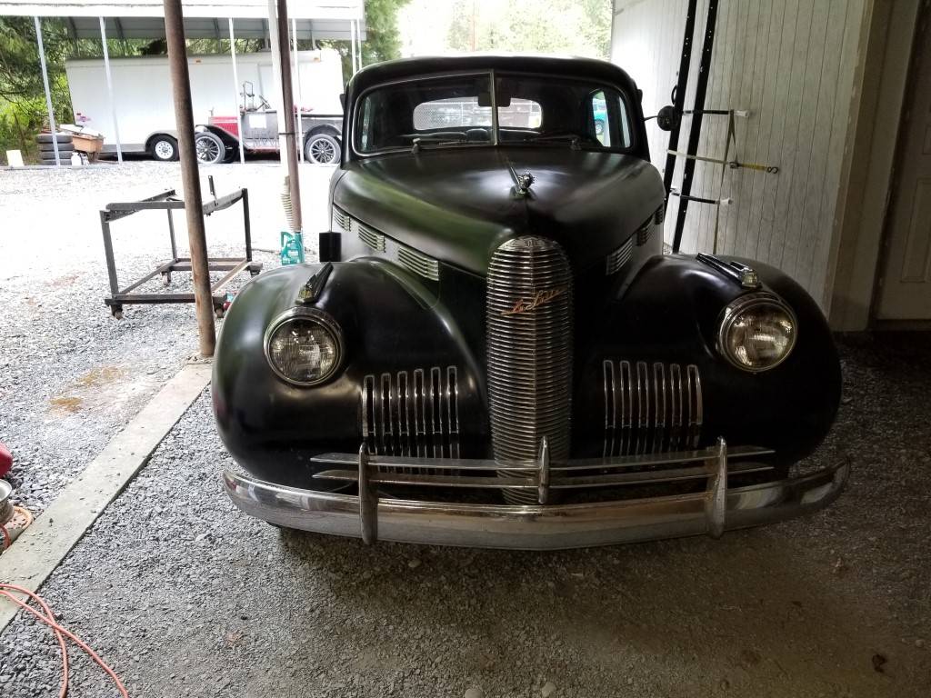 Cadillac-lasalle-series-52-1940-black-2