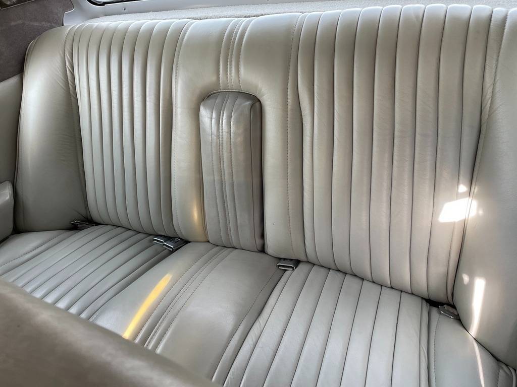 Cadillac-san-remo-coupe-1977-black-120