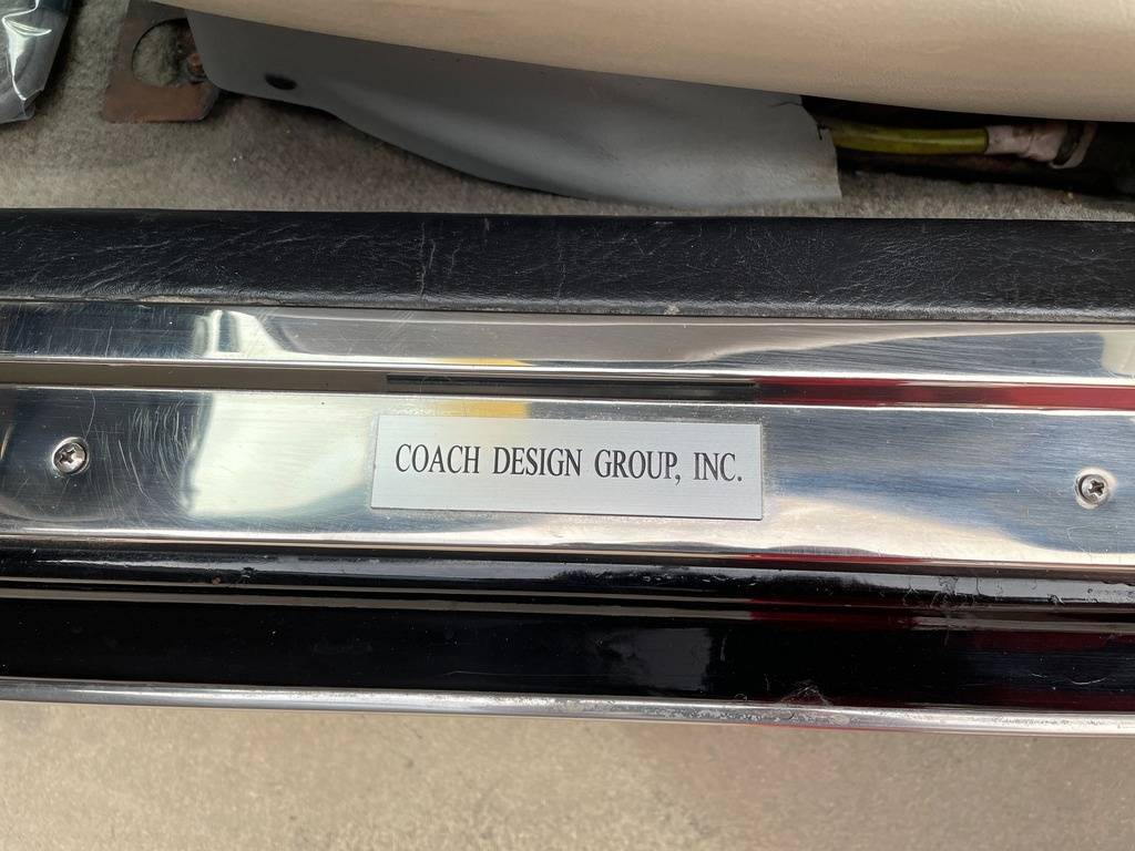 Cadillac-san-remo-coupe-1977-black-167