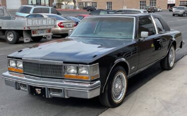 Cadillac-san-remo-coupe-1977-black-182