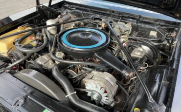 Cadillac-san-remo-coupe-1977-black-249