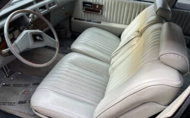 Cadillac-san-remo-coupe-1977-black-65