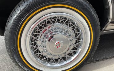 Cadillac-san-remo-coupe-1977-black-71