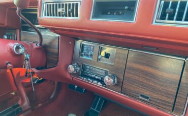 Cadillac-sedan-deville-1976-black-12