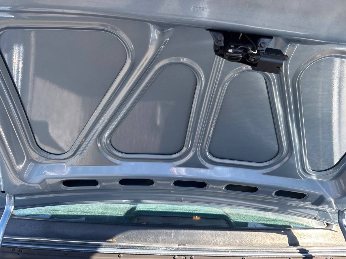 Cadillac-sedan-deville-1991-blue-13