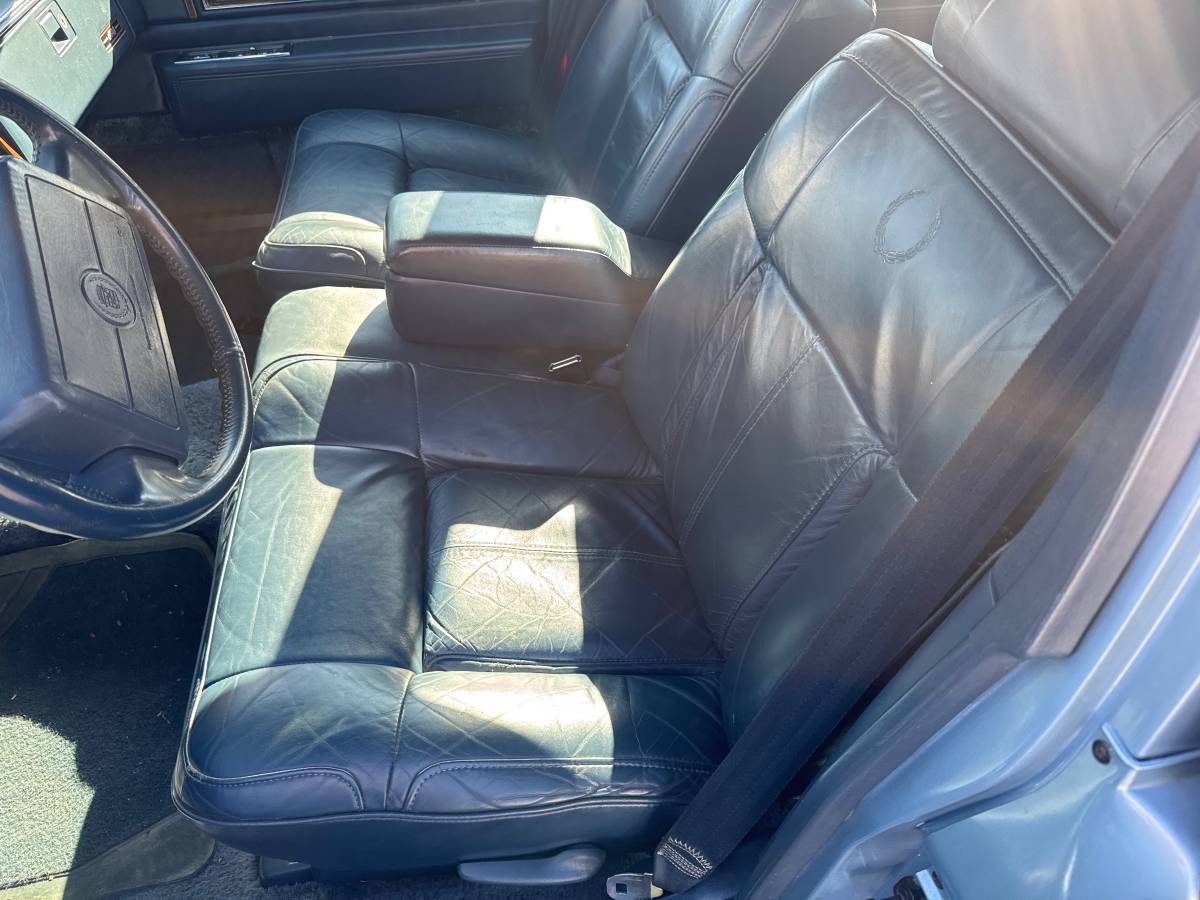 Cadillac-sedan-deville-1991-blue-4