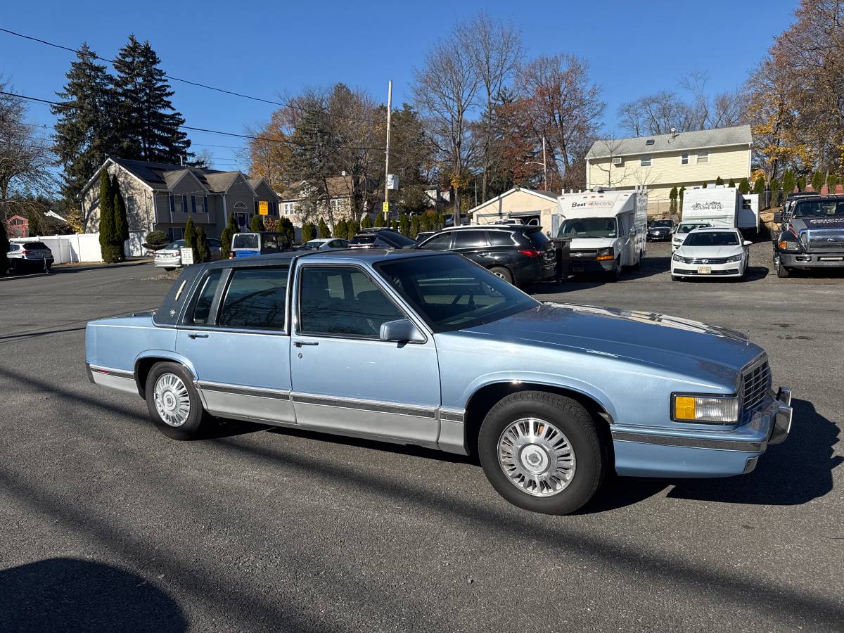 Cadillac-sedan-deville-1991-blue-5