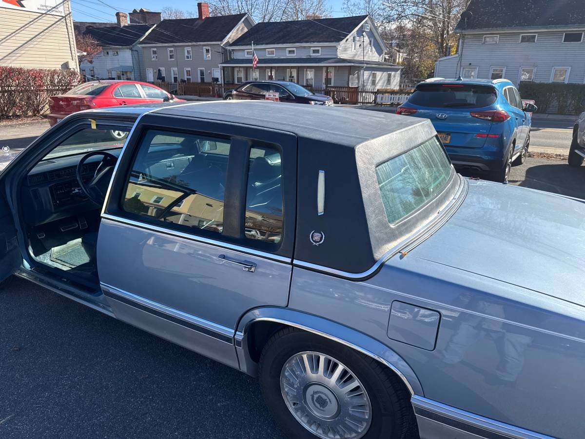 Cadillac-sedan-deville-1991-blue-9