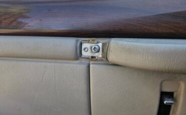 Cadillac-sedan-deville-1994-brown-20