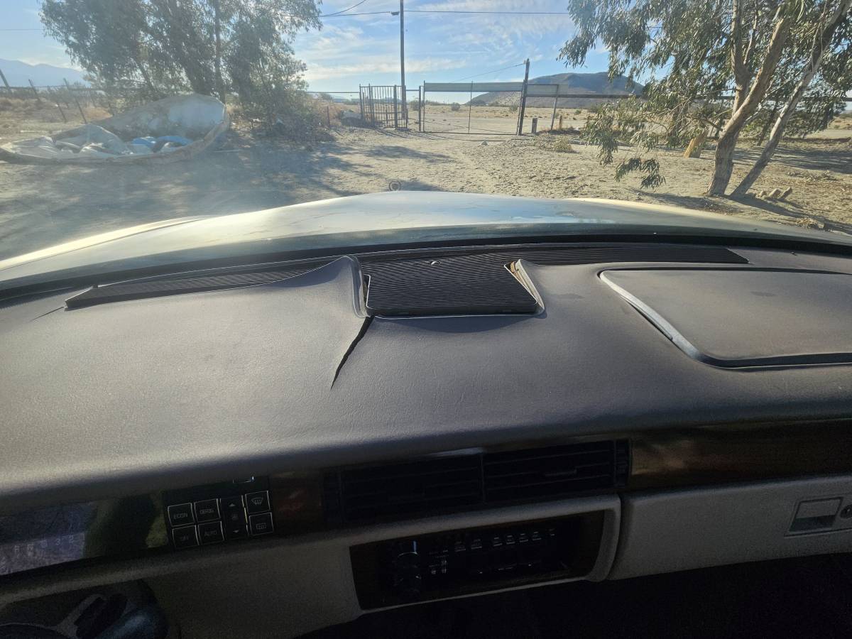 Cadillac-sedan-deville-1994-brown-22