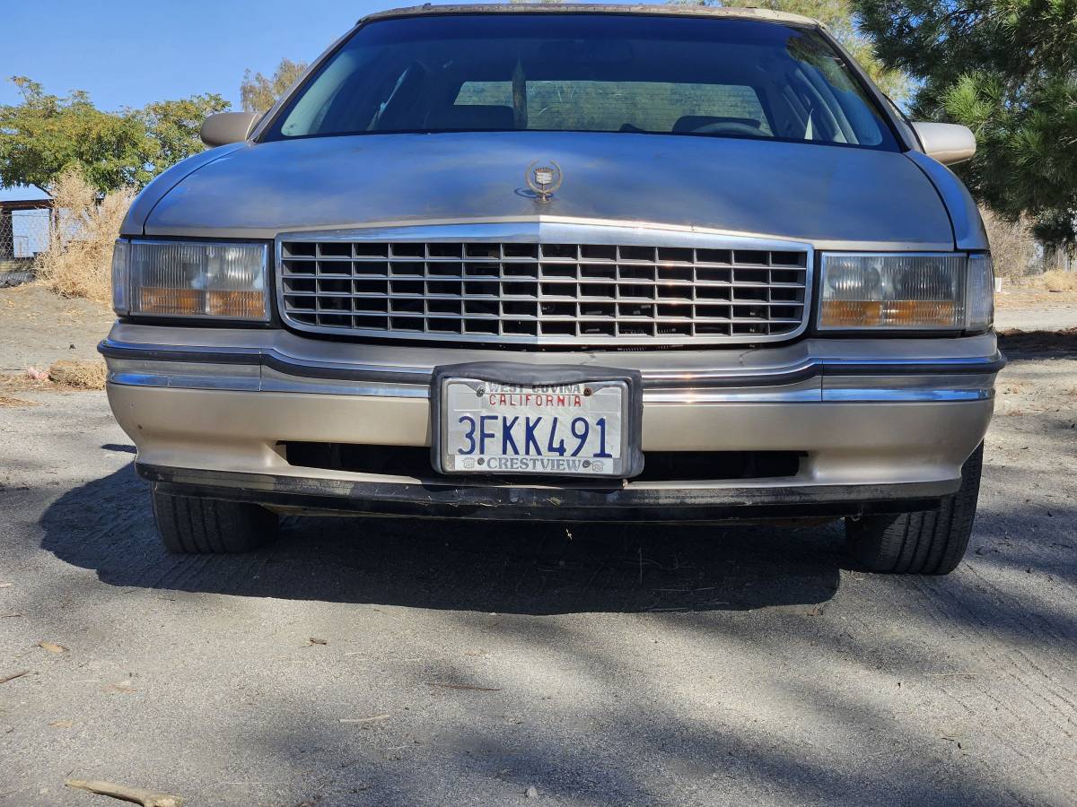 Cadillac-sedan-deville-1994-brown-4