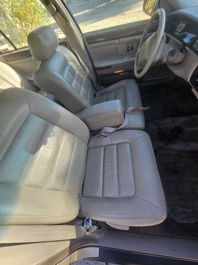 Cadillac-sedan-deville-1994-brown-5