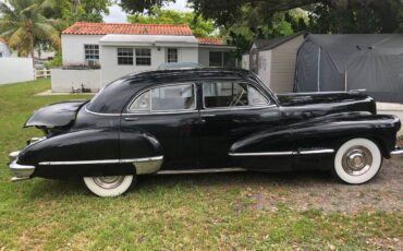 Cadillac-series-62-1947-black-3