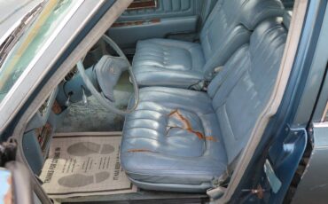 Cadillac-seville-1979-green-10