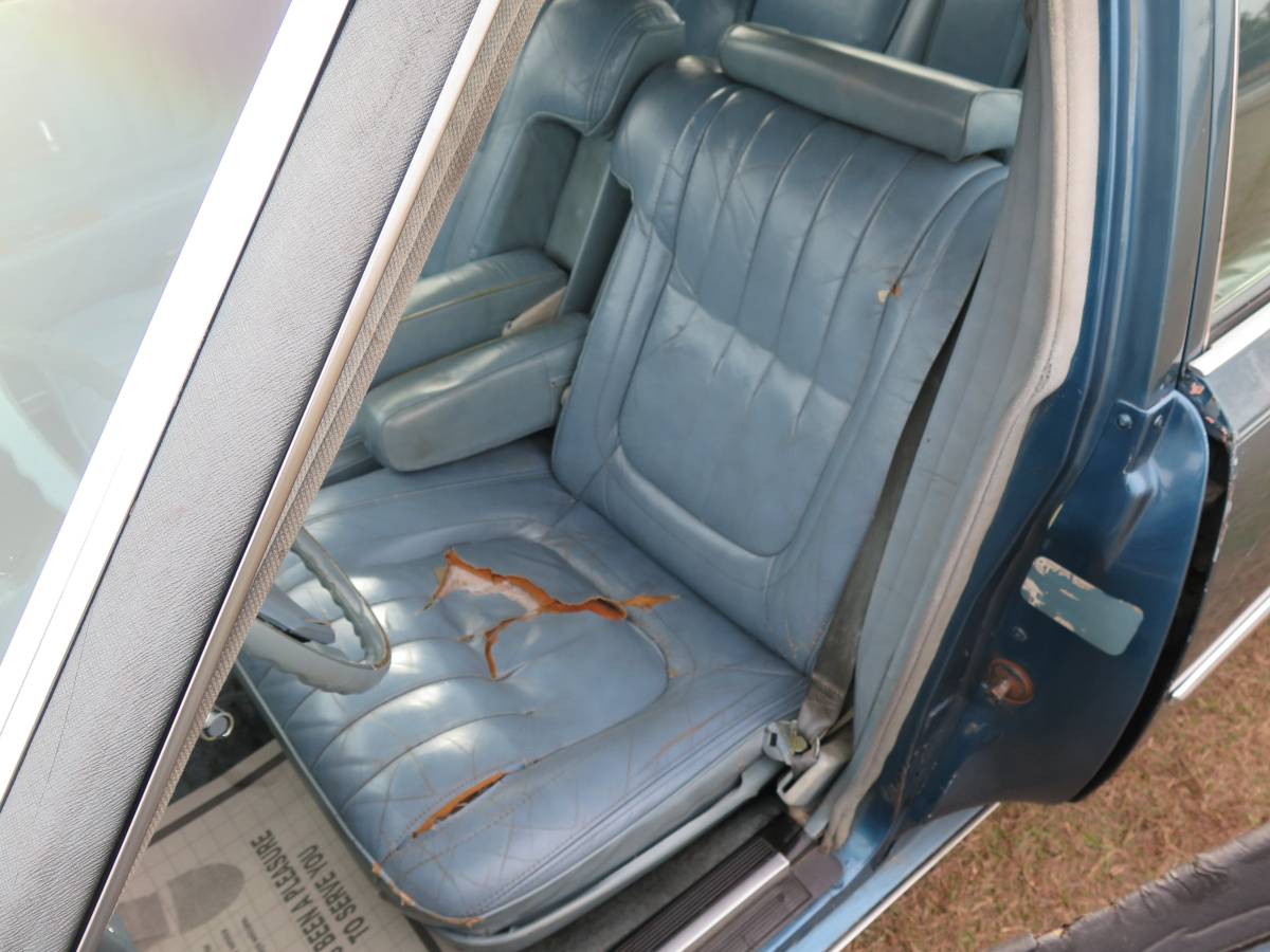 Cadillac-seville-1979-green-11