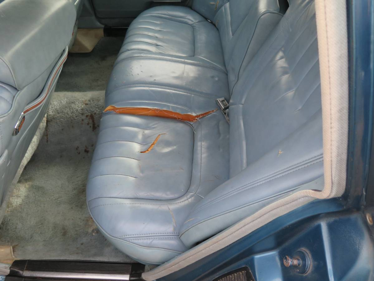 Cadillac-seville-1979-green-12