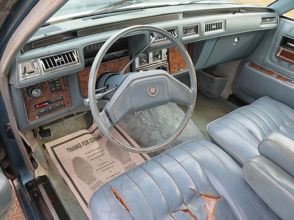 Cadillac-seville-1979-green-16
