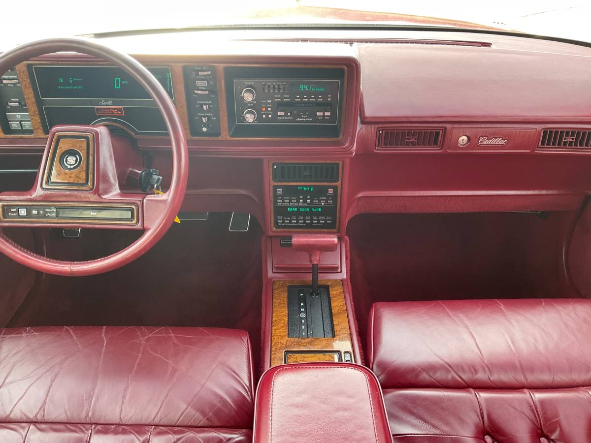 Cadillac-seville-1989-red-1