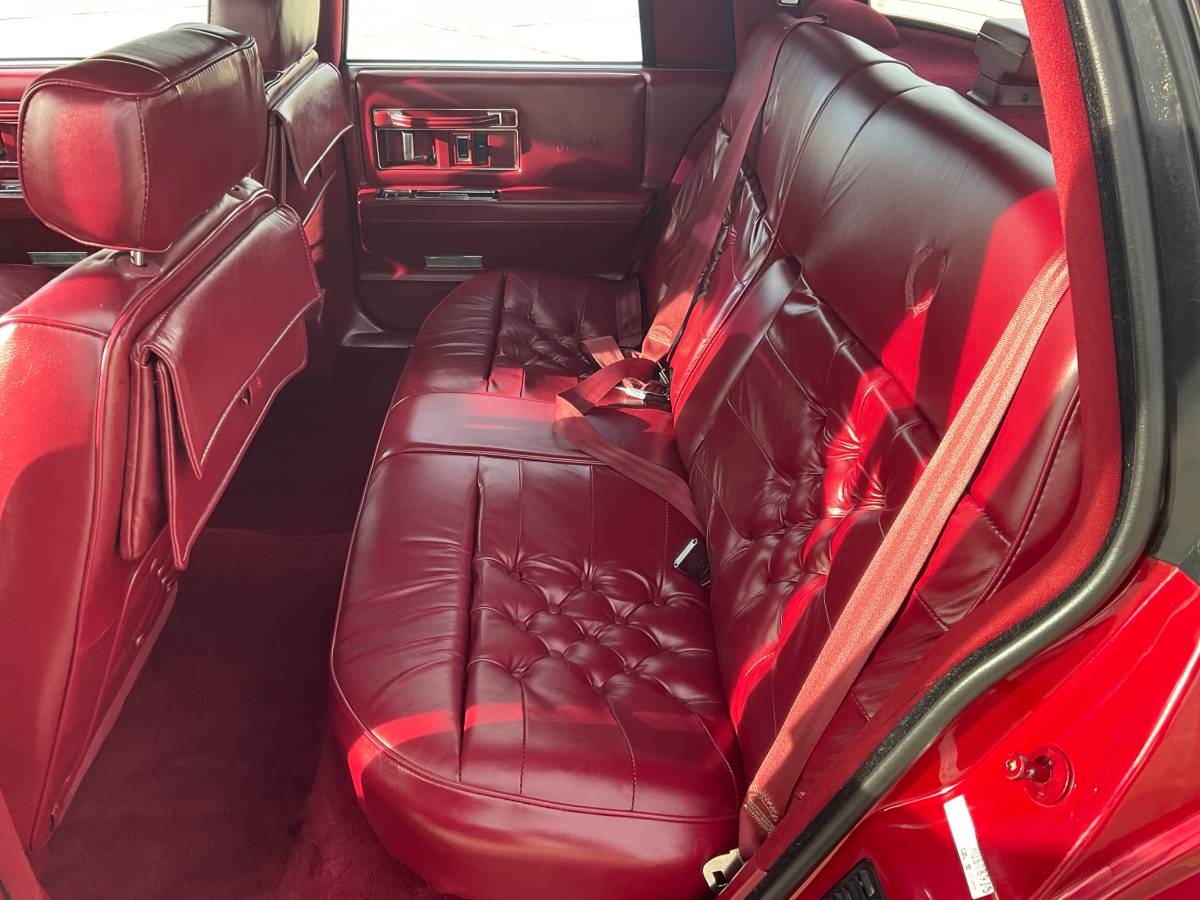 Cadillac-seville-1989-red-10