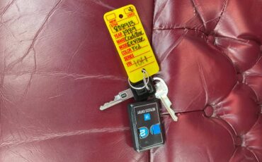 Cadillac-seville-1989-red-14