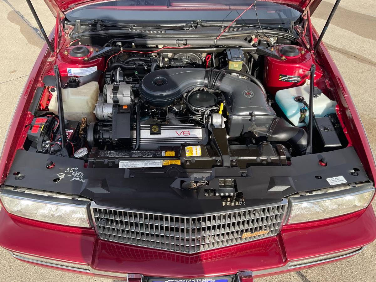 Cadillac-seville-1989-red-16