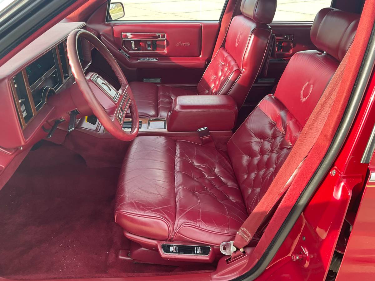 Cadillac-seville-1989-red-9
