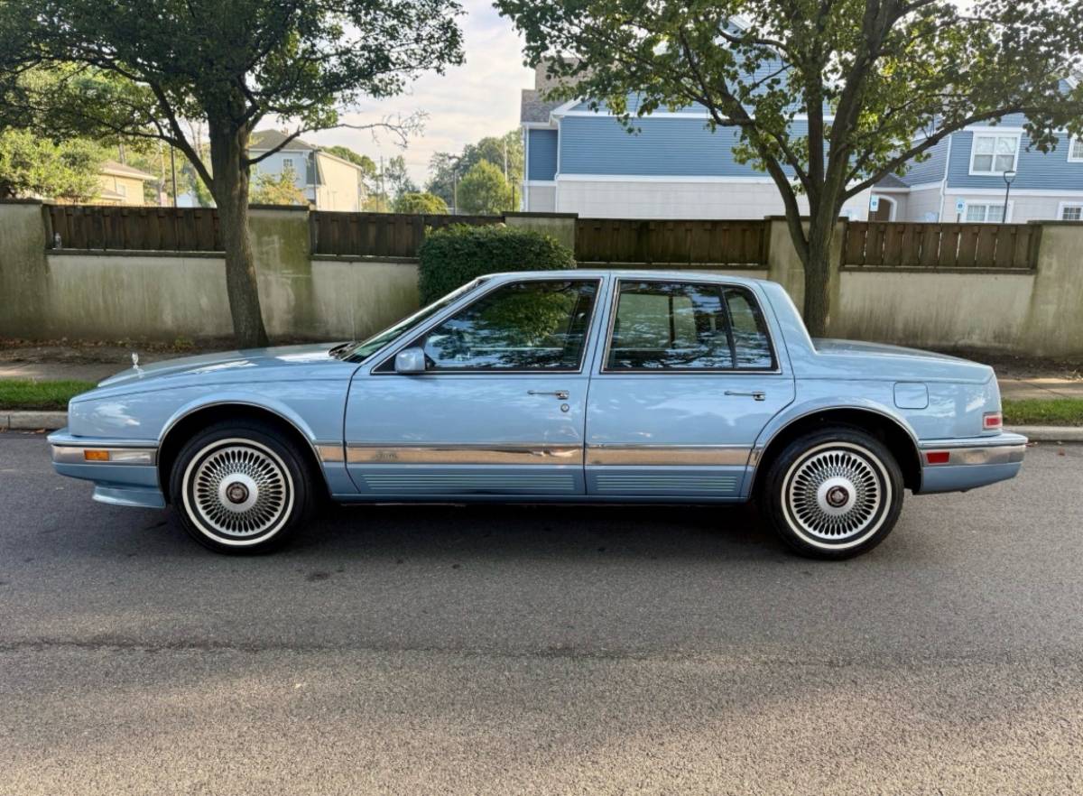 Cadillac-seville-1990-blue