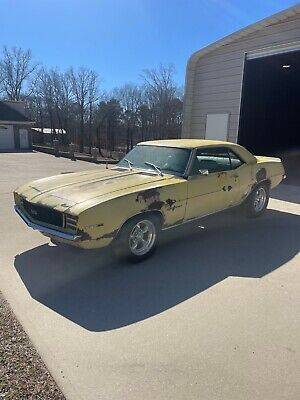 Camaro-rs-1969-yellow-1