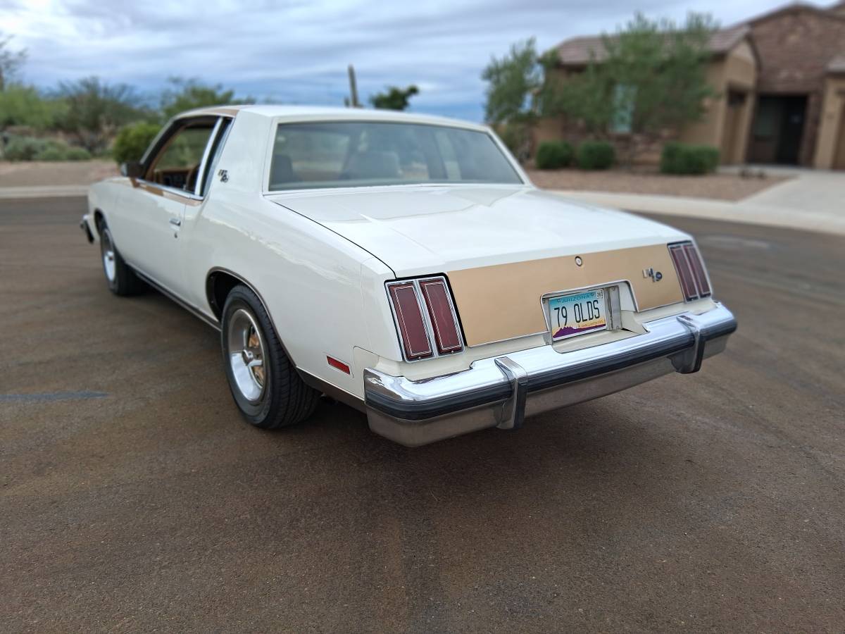 Camaromustangc10corvettechallengerchevelle-1979-3