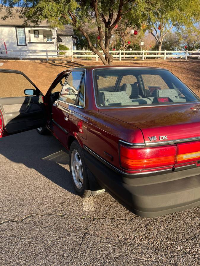 Camry-1990-red