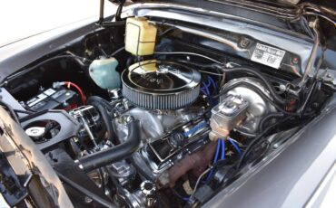 Checker-motors-corporation-1978-silver-11