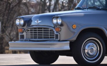 Checker-motors-corporation-1978-silver-2