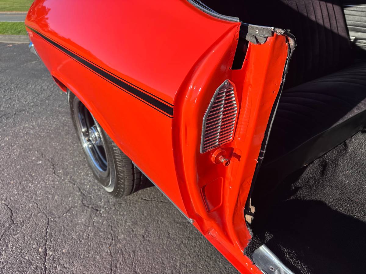 Chevelle-1969-orange-19