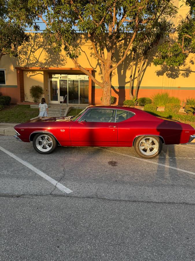 Chevelle-ss-396-1969-red-11