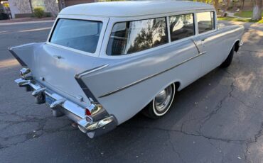 Chevrolet-150-2-dr-wagon-1957-grey-10
