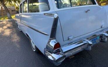 Chevrolet-150-2-dr-wagon-1957-grey-11