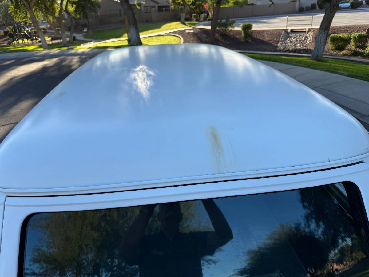 Chevrolet-150-2-dr-wagon-1957-grey-12