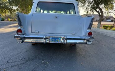 Chevrolet-150-2-dr-wagon-1957-grey-4