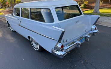 Chevrolet-150-2-dr-wagon-1957-grey-5