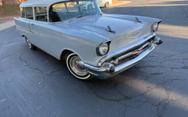 Chevrolet-150-2-dr-wagon-1957-grey-8