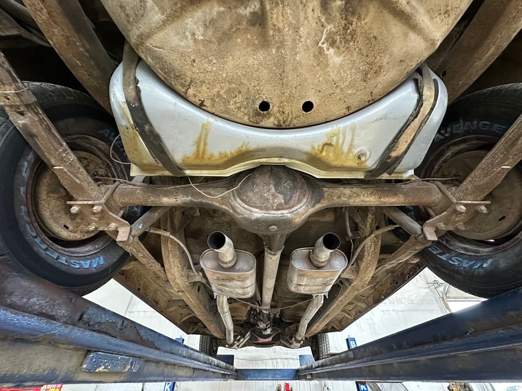 Chevrolet-150-Handyman-Wagon-1957-Station-Wagon-21