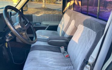 Chevrolet-1500-silverado-1991-grey-3