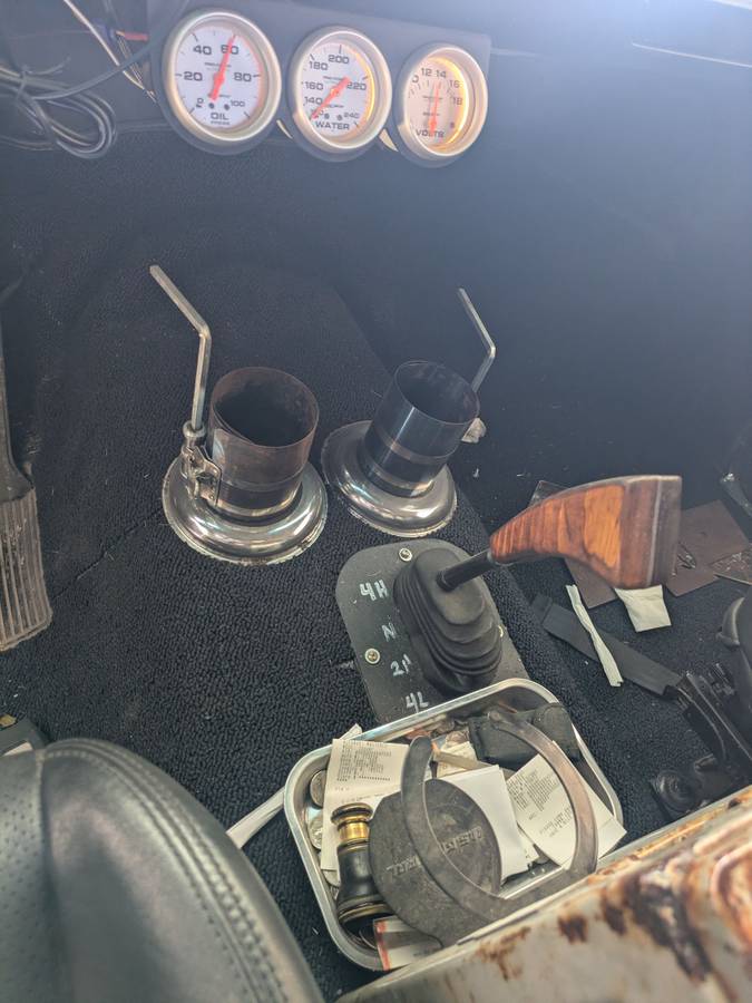 Chevrolet-1966-white-11