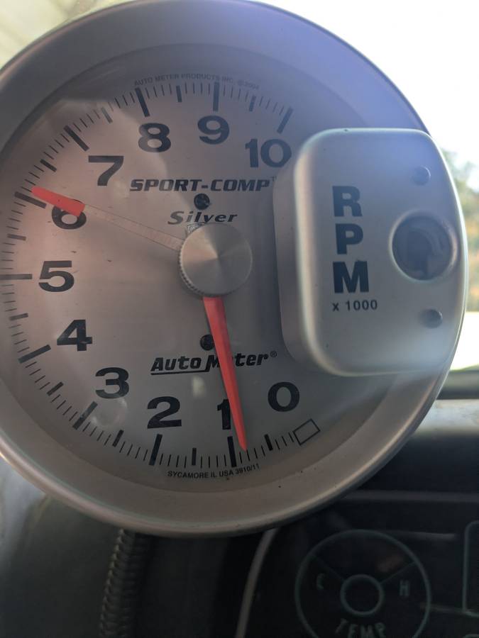 Chevrolet-1966-white-9