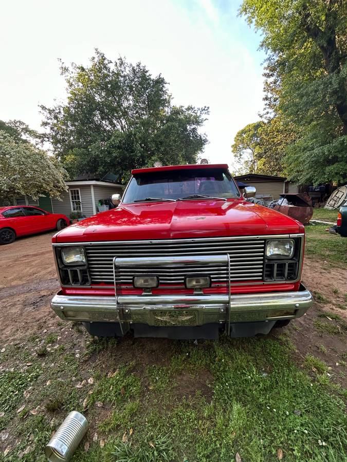 Chevrolet-1982-red-2