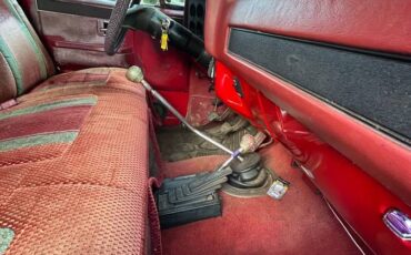 Chevrolet-1982-red-4