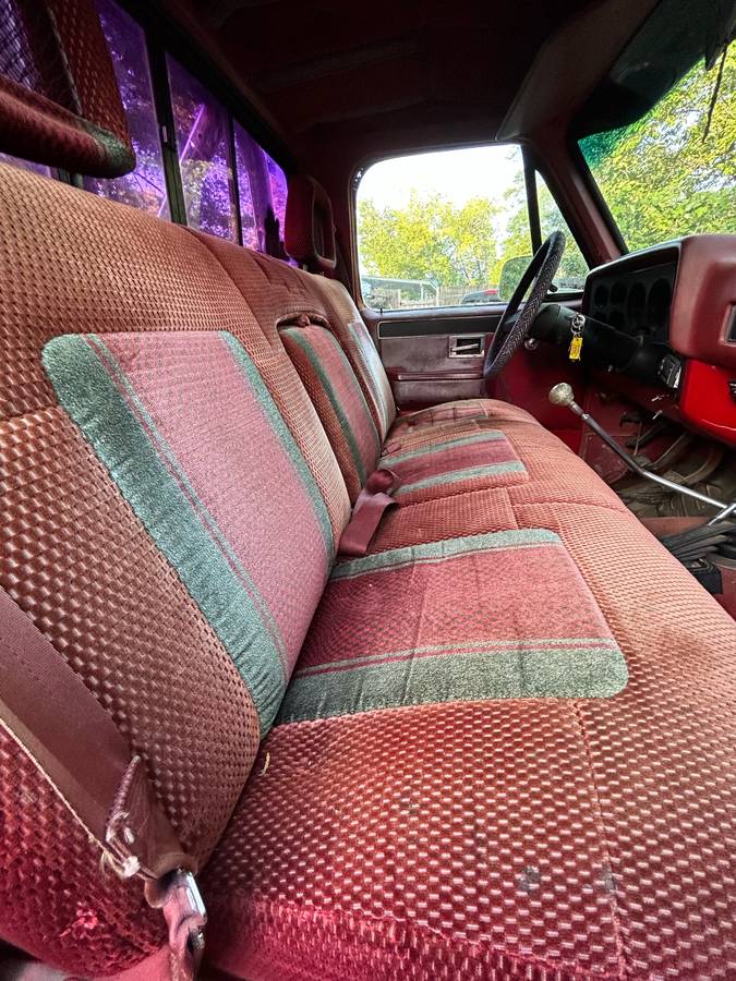 Chevrolet-1982-red-5