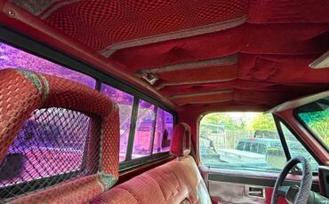 Chevrolet-1982-red-6