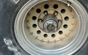 Chevrolet-1982-red-7