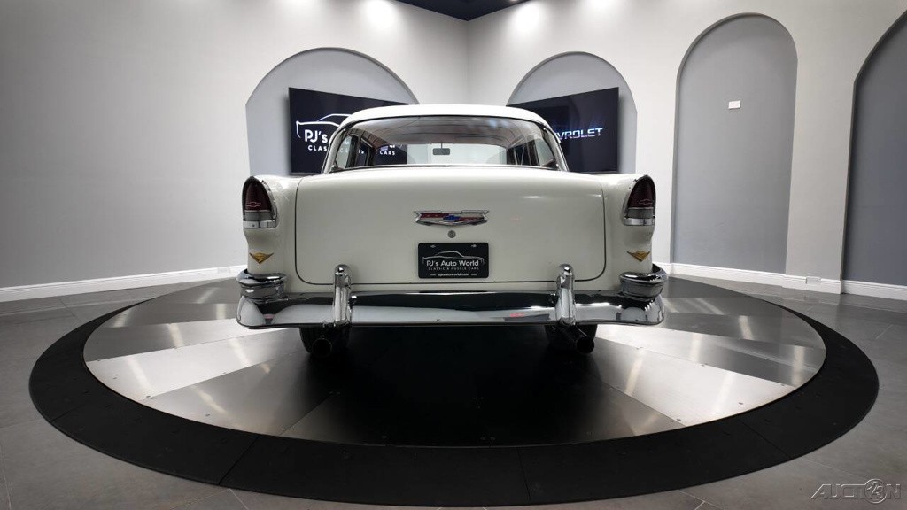 Chevrolet-210-1955-17